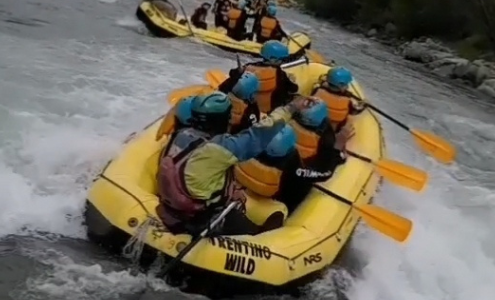 viaggio di gruppo rafting in val di sole