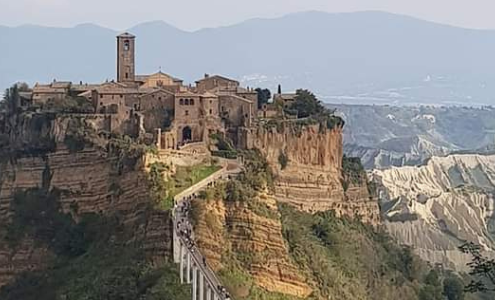 viaggio di gruppo viterbo, bolsena, civita e montepulciano