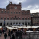 viaggio di gruppo mercato nel campo siena