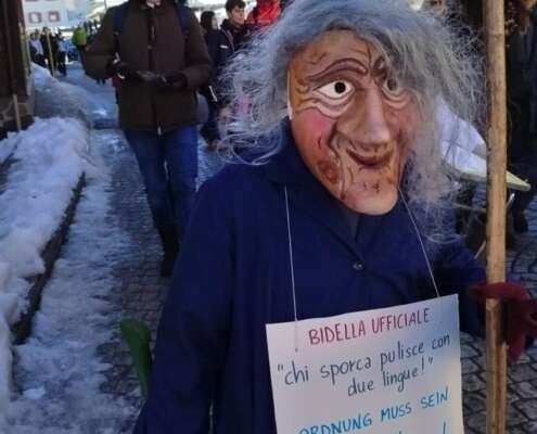 viaggio di gruppo carnevale di sappada634043401_1511562320978553_5944877417337364001_n