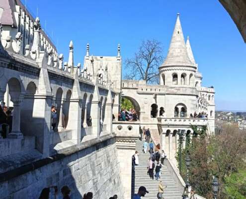 viaggio di gruppo pasqua budapest666207345_1556444699823648_6608950439678045316_n