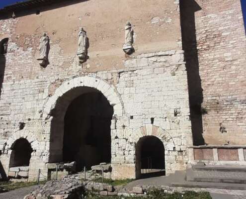 viaggio di gruppo a rasiglia e spello