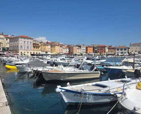 viaggio di gruppo a rovigno croazia738335039_2374714693014935_1455294251887448934_n