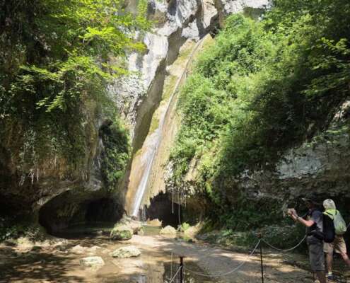 viaggio di gruppo parco cascate molina772023384_1347197974284455_4770349032974575276_n