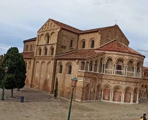 viaggio di gruppo navigazione sile e villaggio zucche862344581_1851873162930422_8482634548579217564_n