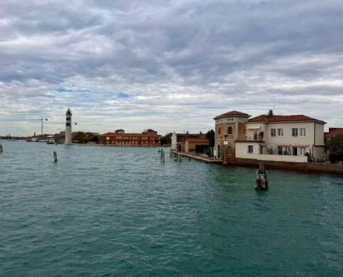 viaggio di gruppo navigazione sile e villaggio zucche868061712_1129375662960929_8022047723701315645_n